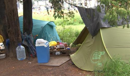 De plus en plus de tentes à Saint-Léonard !