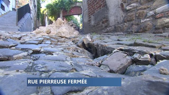 Fuite d'eau et fermeture de chaussée en Pierreuse