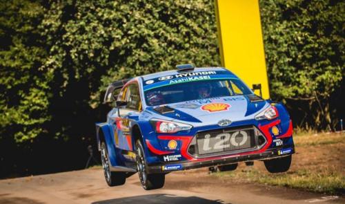 Zapping sport: Neuville en réussite, Goffin au repos
