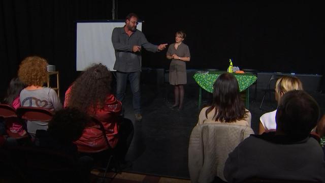 "A Table" théâtre forum