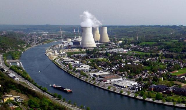 Ecolo demande la révision d'un projet de stockage des déchets nucléaires à Tihange
