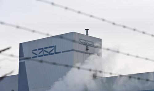 Tata Steel confirme son intention de supprimer "jusqu'à 3.000 emplois" en Europe