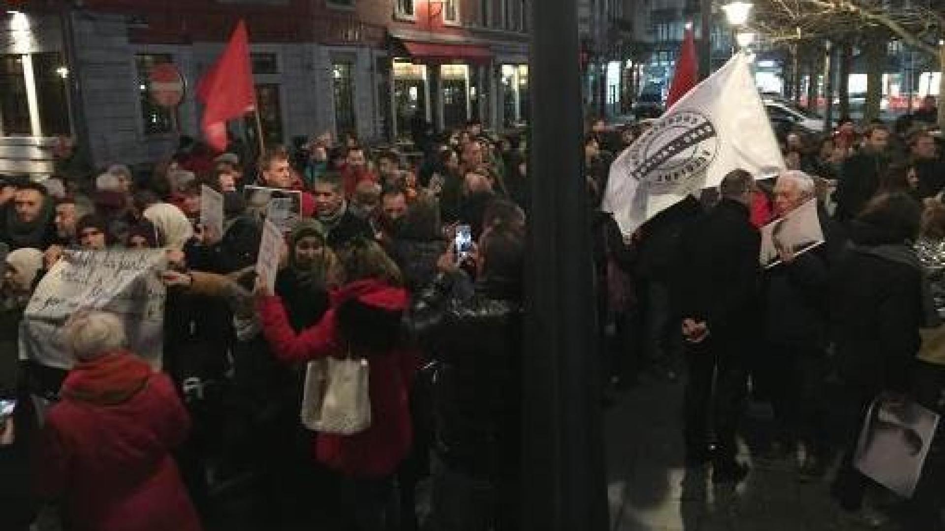 Mobilisation à Liège pour un processus de régularisation des sans-papiers "plus humain"
