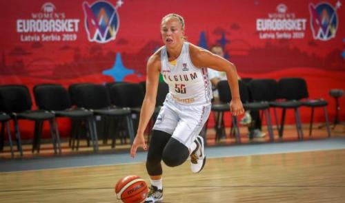 Julie Allemand s'illustre en WBNA