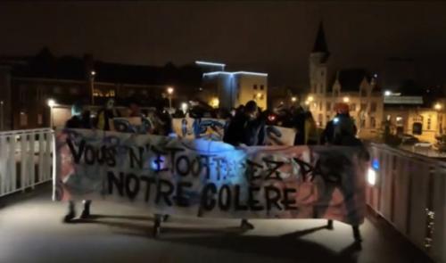 Manifestation de désobéissance au couvre-feu