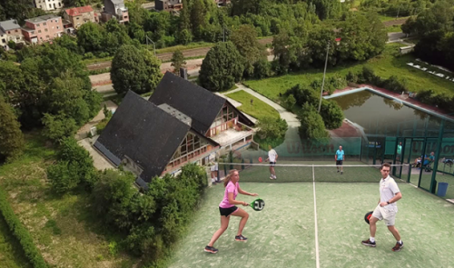 Le projet "padel et tennis" aux Prés de Tilff prend l'eau