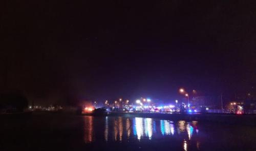 Reprise de feu ce lundi pour la péniche située à Coronmeuse