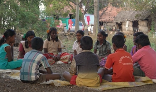 Paroles d'enfants d'ici et d'ailleurs: en Inde 