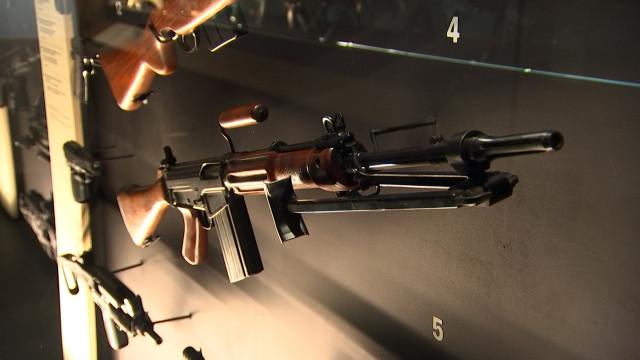Des armes de guerre au Palais Curtius
