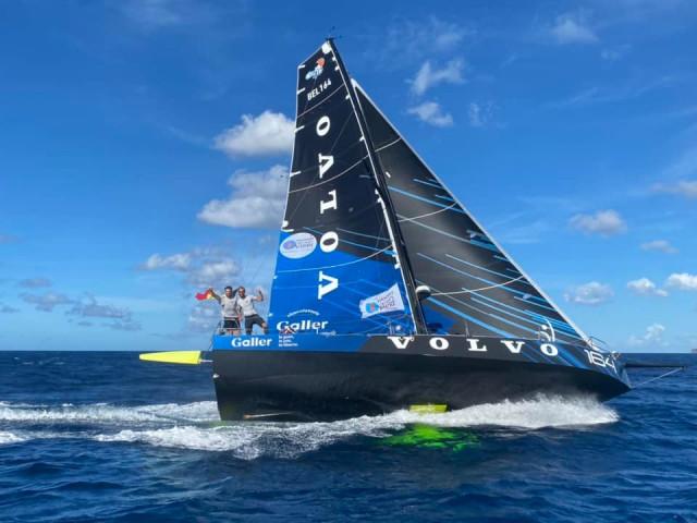 Jonas Gerckens termine quatrième en Class40