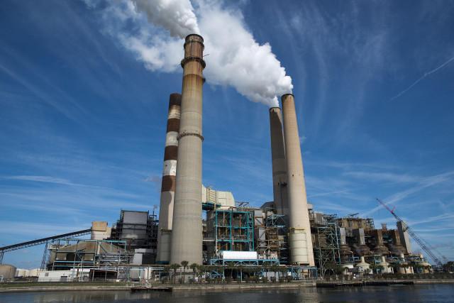 Colère de "Dégaze" face à une nouvelle centrale au gaz à Seraing