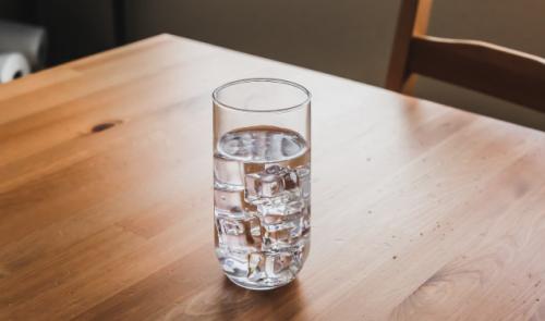 Vague de chaleur : les fausses bonnes idées pour se rafraîchir