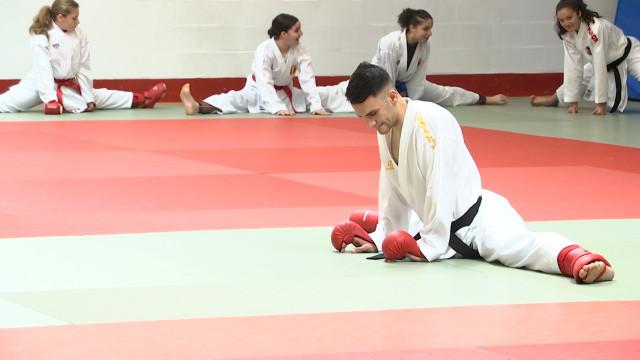 Le n°2 mondial et champion d'Afrique de karaté a donné cours à Neupré