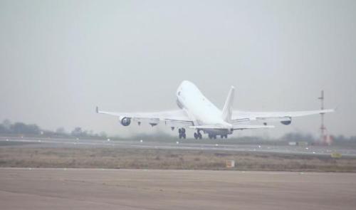 L'avenir de l'aviation au coeur d'un débat environnemental à Liege Airport 