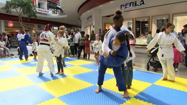 Premiers pas dans le judo avec Charline Van Snick