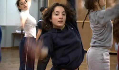 Avoir "16 ans en 2023" : une double création de Yliti 