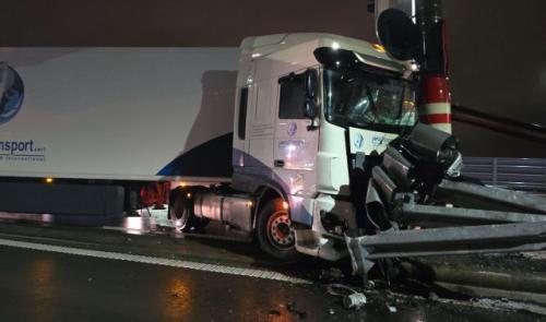 Réouverture de la liaison E25/A602 suite à l'accident d'un camion