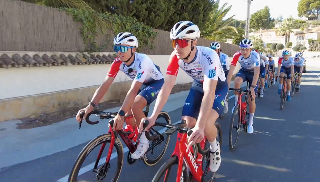 Ça roule ? Le mag : immersion à Calpe avec l'équipe Mini Discar