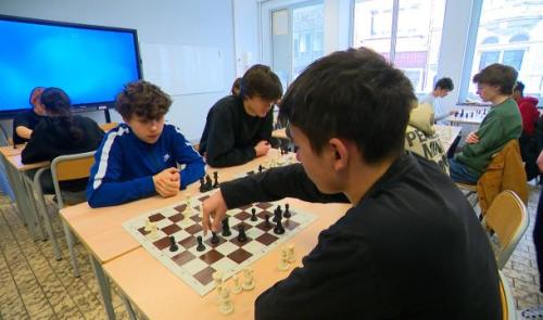 Une école où l'on favorise les échecs !