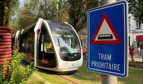Tram: attention à votre sécurité! 