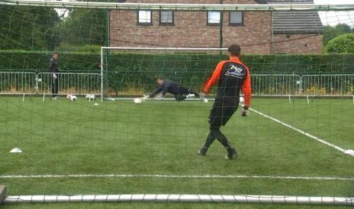40 gardiens à l'inédit tournoi "goal à goal" de la Goalkeeper Family Académie