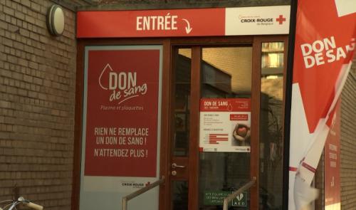 50% de dons en moins: la Croix-Rouge manque de sang