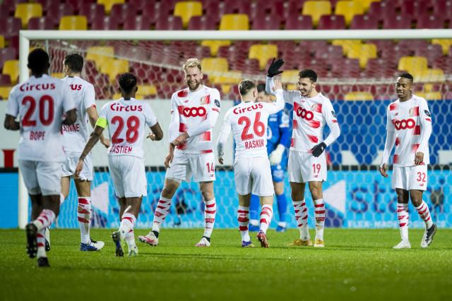 9 sur 9 pour le Standard de Leye !