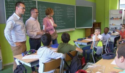 Jour de rentrée scolaire. Pour la ministre Schyns aussi