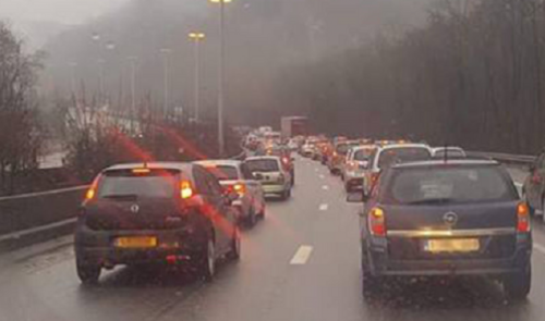 Accident de plusieurs voitures dans le tunnel sous Cointe(updated
