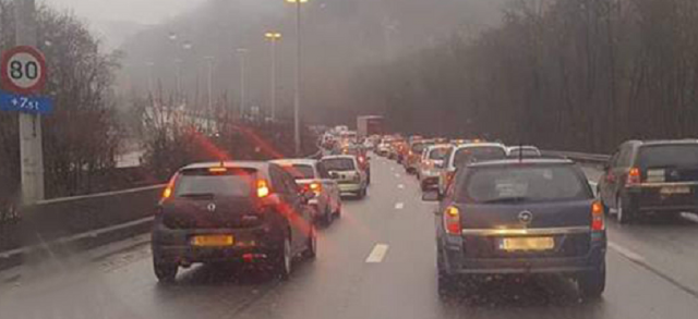 Accident de plusieurs voitures dans le tunnel sous Cointe(updated