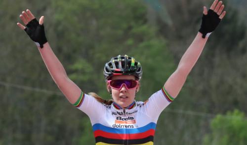 Anna van der Breggen gagne sa 5 ème Flèche Wallonne !