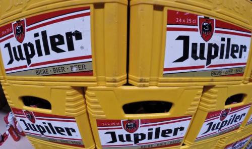 Ans : ils voulaient voler des vidanges de bières ! 