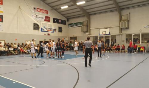 Basket: Esneux Saint-Louis pas ridicule face au Brussels, club de D1
