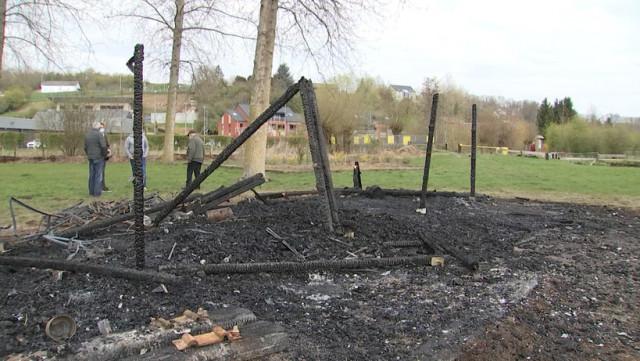 Bassenge: la cabane des pêcheurs du Bas-Geer partie en fumée