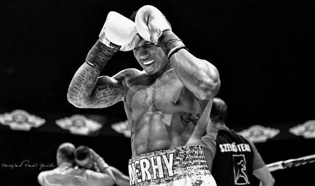Boxe : Ryad Merhy combattera à Liège le 29 mai au lieu du 1er mai