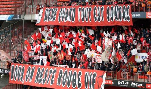 Le Standard victorieux contre OHL : Un public soulagé ... mais lucide !