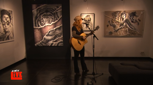Ça part en live: Emji et Annabel Lee