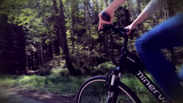 Ça Roule #4 - De Born à Amel