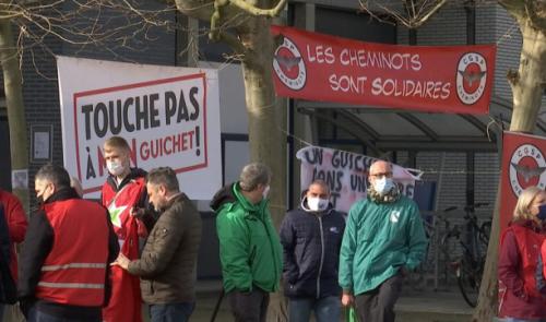 CGSP Cheminots :  grève contre la fermeture de 44 guichets SNCB