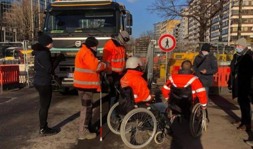 Chantier du tram : collaboration avec les personnes à mobilité réduite