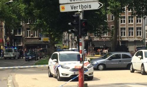 Coups de feu boulevard d’Avroy.  Plusieurs morts