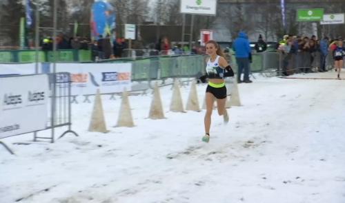 CrossCup de Hannut: Iris Theunis est championne francophone chez les juniors !