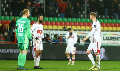 D1A : le Standard sort le gilet de sauvetage