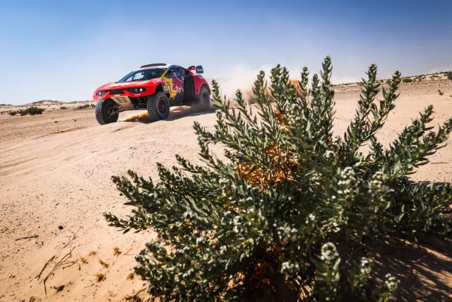 Dakar : la 9e étape pour Lurquin et Loeb