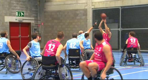 Découvrir le handibasket, en chaise ou non
