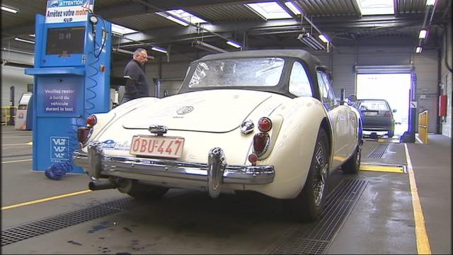 Des ancêtres en visite volontaire à l'Autosécurité