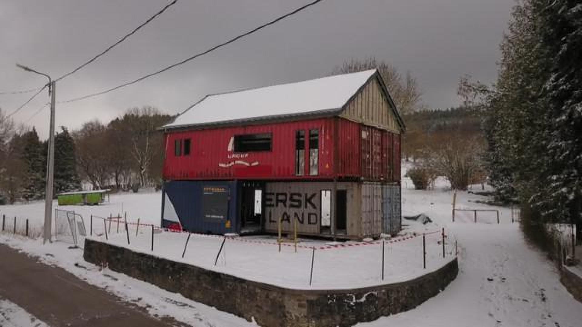 Des habitations en containers maritimes