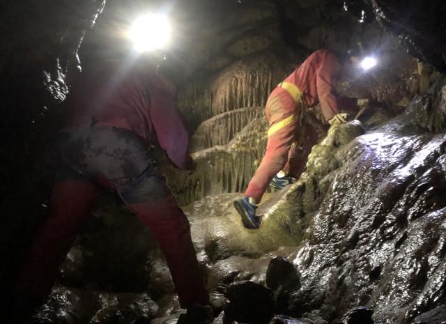 Descendez dans la grotte école de Comblain-au-Pont  