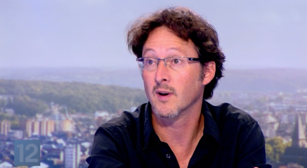 Documentaire : "Saint Nicolas est socialiste" . Son réalisateur, David Leloup, invité du JT