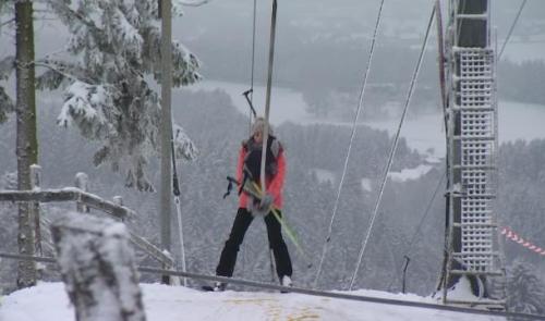 Fermeture de toutes les pistes de ski lundi en province de Liège